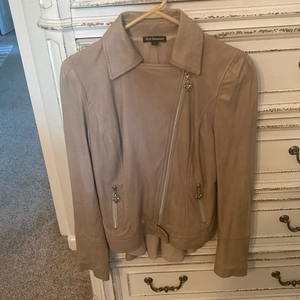 Lightweight 100% leather designer jacket soft beige leather new condition